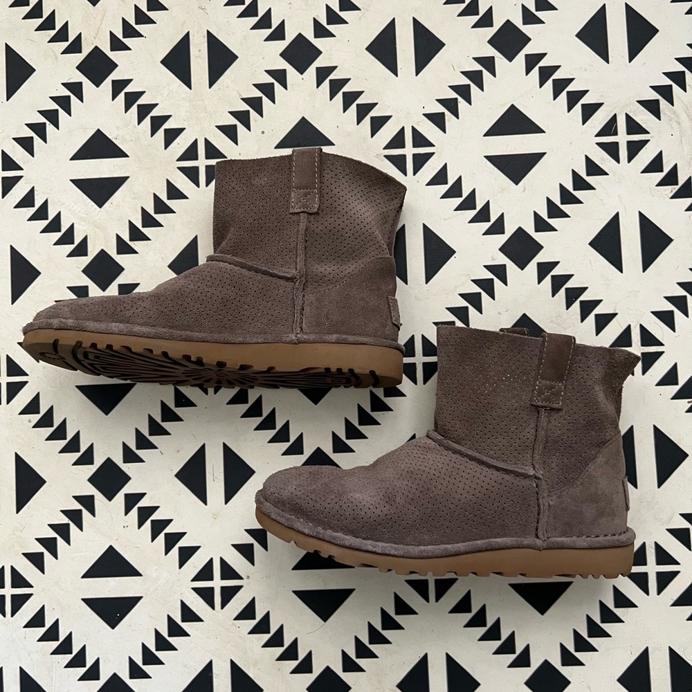 Women’s UGG Boots
